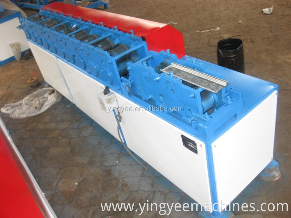 top quality metal galvanized Roller Shutter Door roll forming making machine with gear box high speed